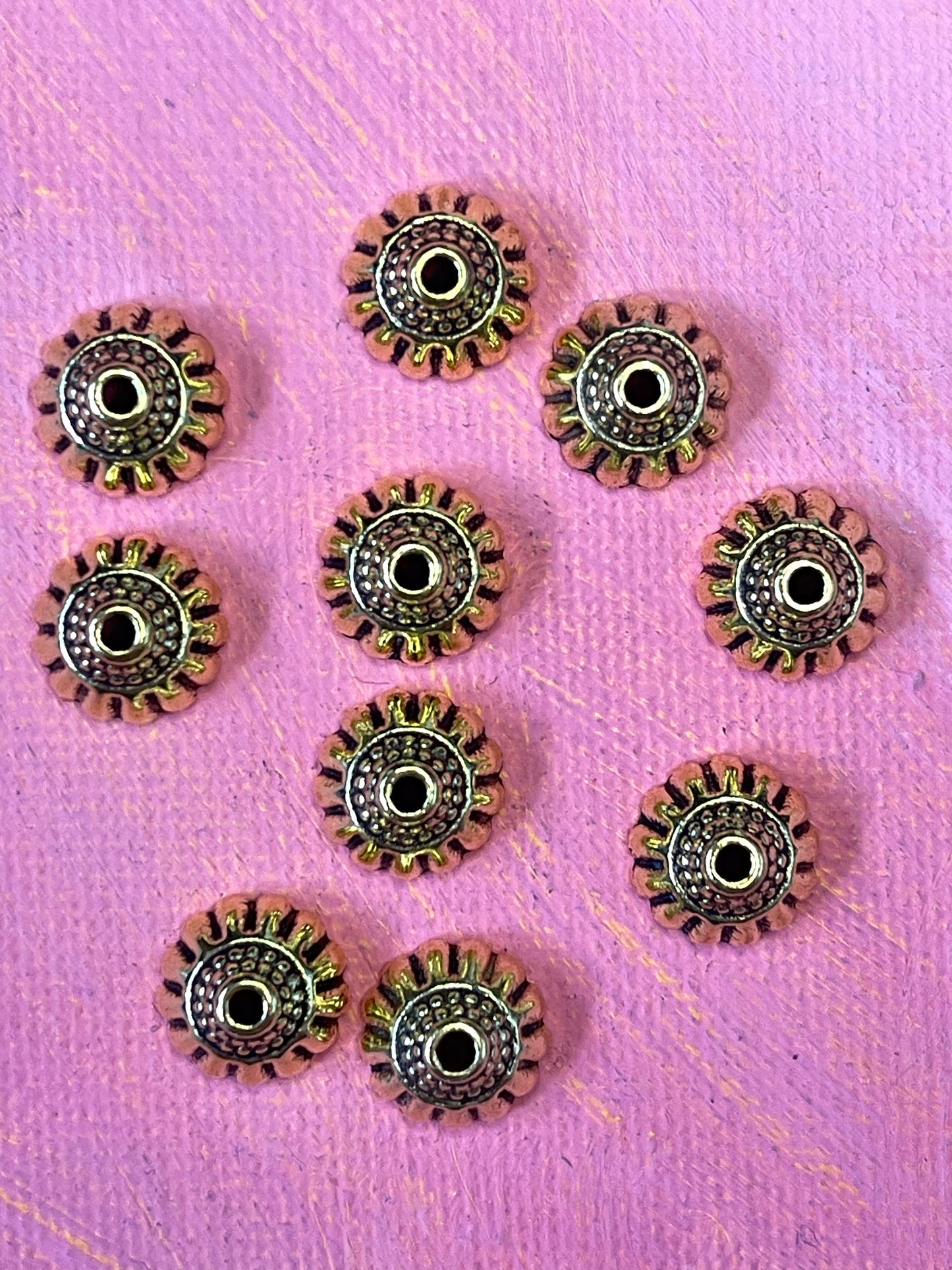 BEAD CAP 10MM ANTIQUE GOLD 10 PC