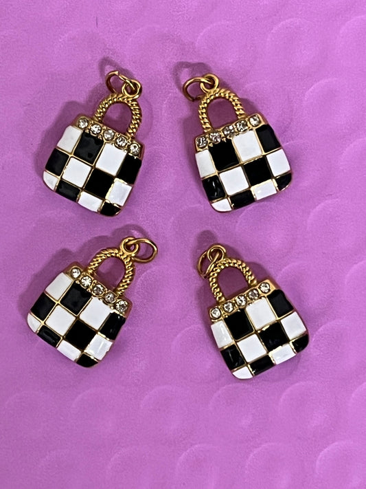 CHARM HANDBAG SST GP 18KT BLACK & WHITE  1 PC