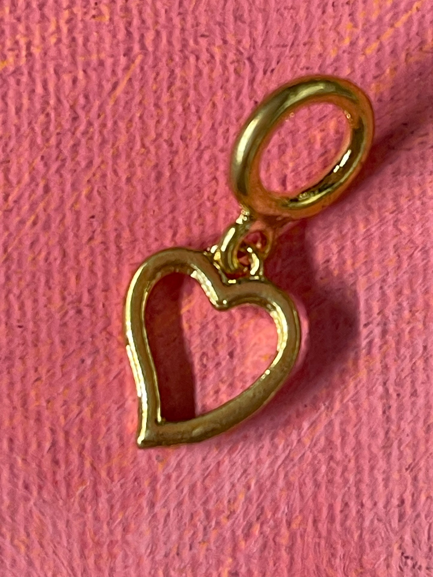 CONNECTOR WITH HEART CHARM GOLD PLATE 1 pc