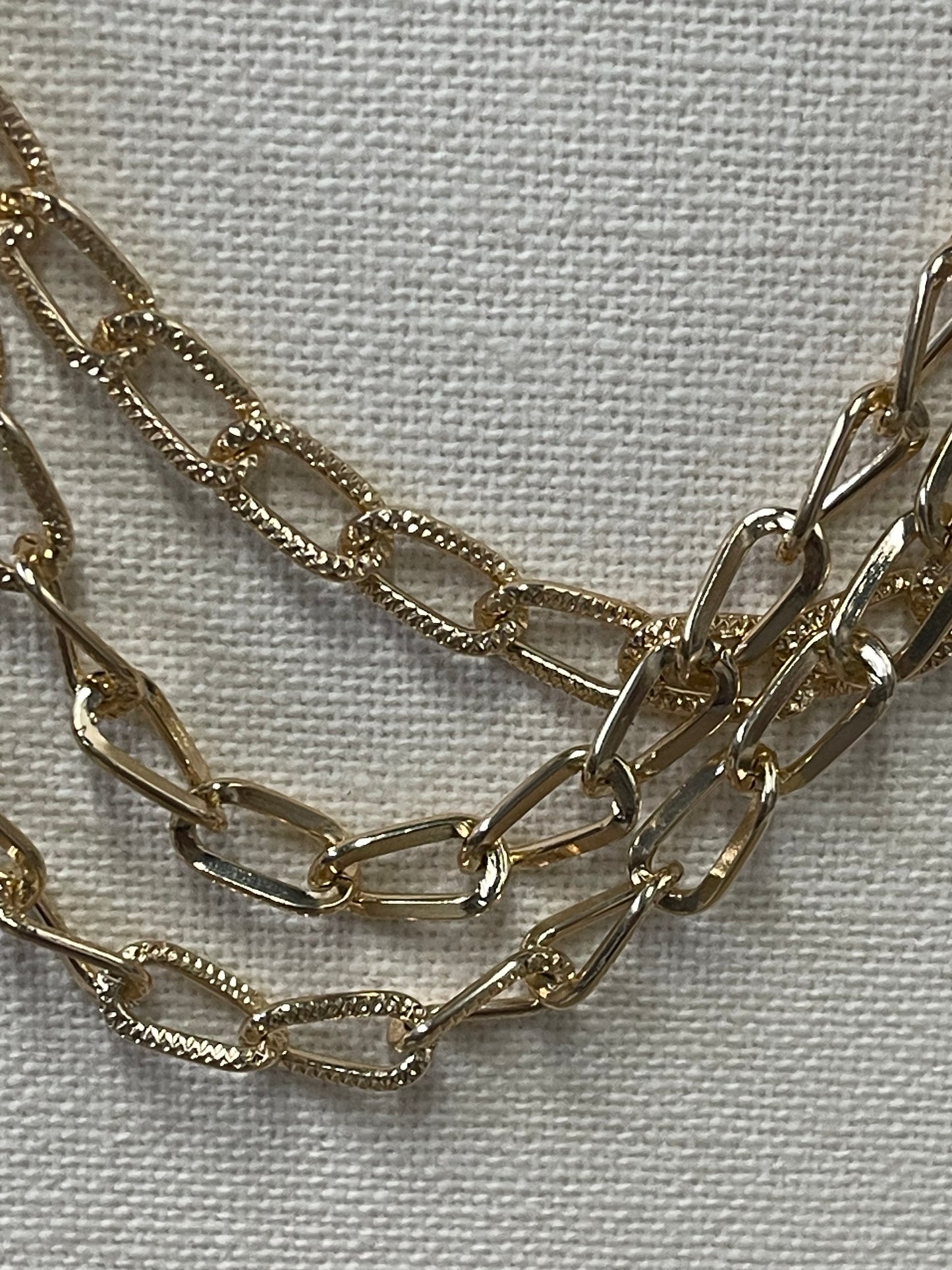 CHAIN CURB TEXTURED ALUMINUM GOLD 13X7 MM PER YARD