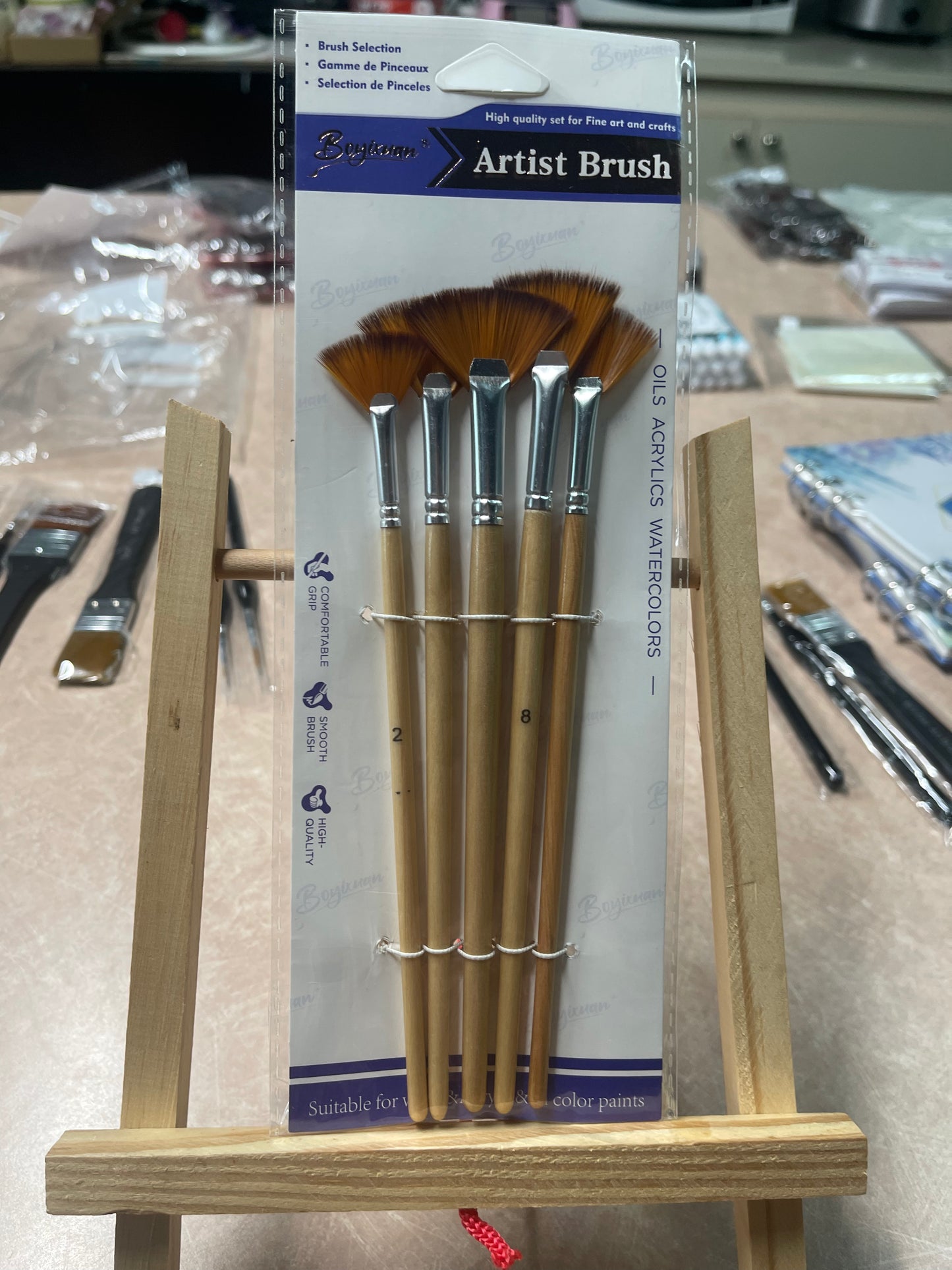 BRUSH SET NYLON  FAN 6 PCS