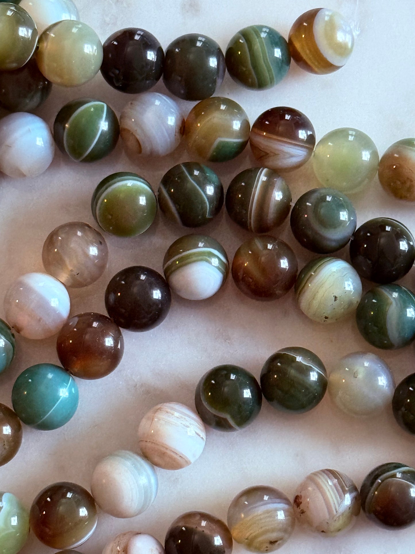AGATE 12MM ROUND BLUE GREEN COLORS ABOUT 38 BEADS PER 1 STRAND