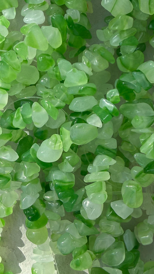 GEMSTONE CHIPS GREEN JADE 1 STRAND