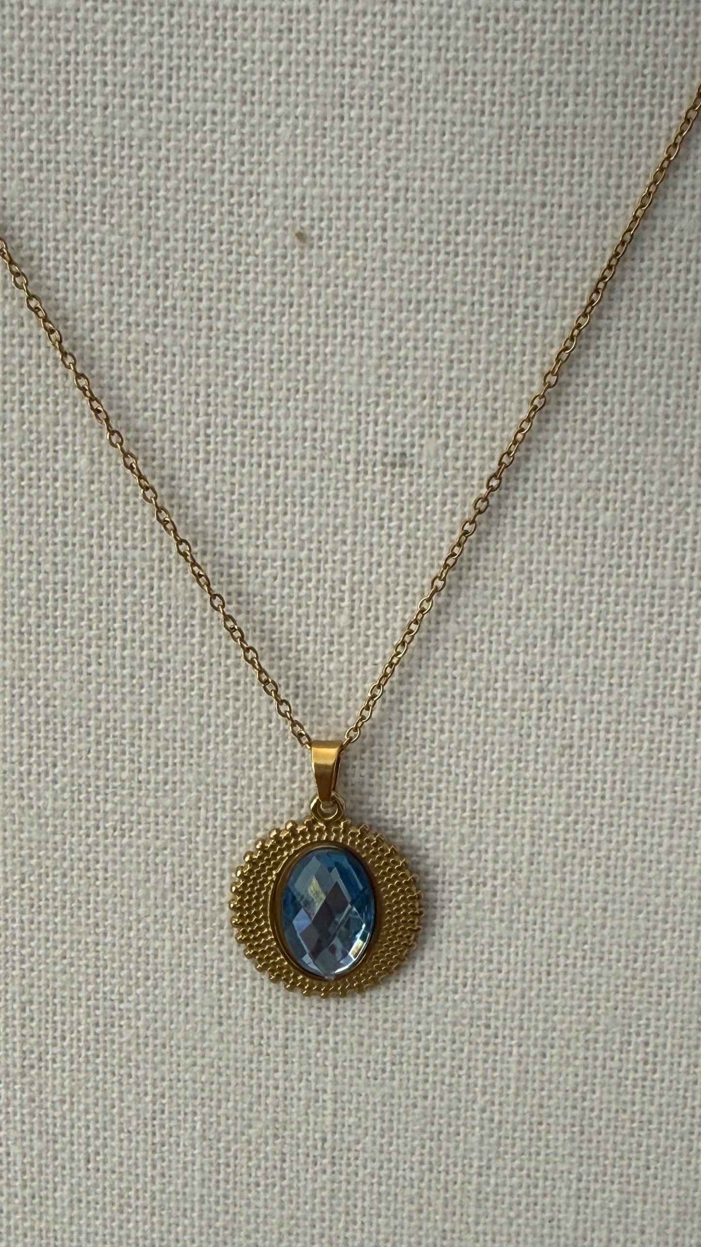 NECKLACE CHAIN WITH OVAL PENDANT AQUA ZIRCONIA 1 PC