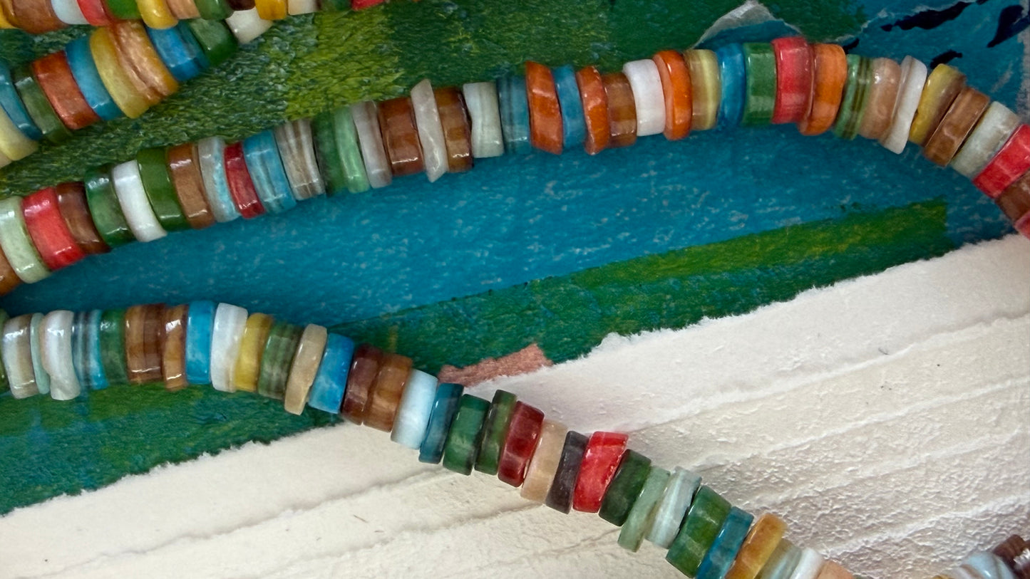 SHELL HEISHI 6-7MM MULTICOLOR ABOUT 190 PC PER 1 STRAND