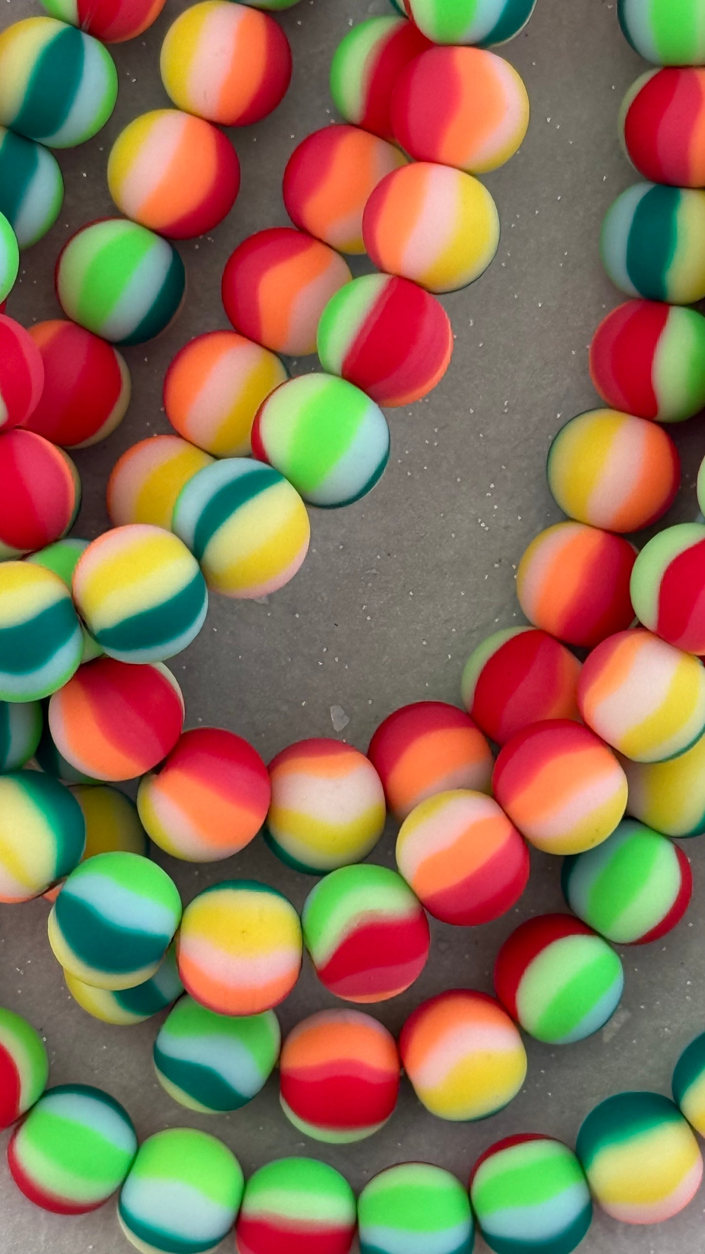 SOFT CLAY ROUND BEAD 8MM COLOR STRIPES 1 STRAND ABOUT 52 BEADS
