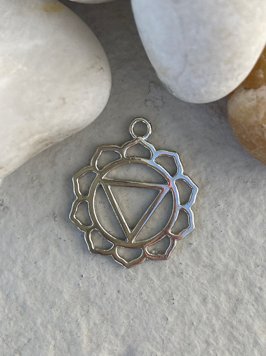 PENDANT CHAKRA SOLAR PLEXUS ANTIQUE SILVER 22 MM 1 PC