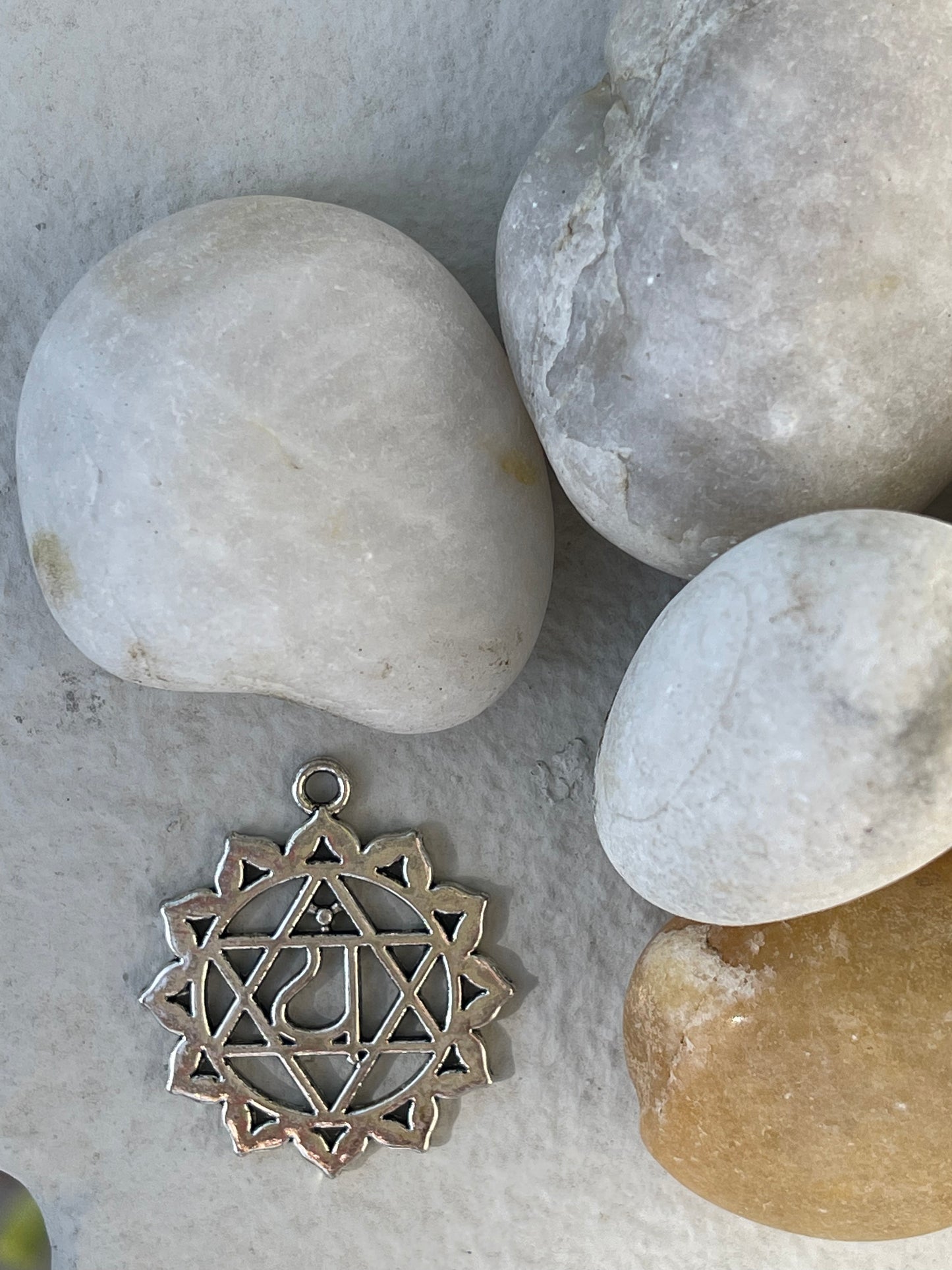 PENDANT HEART CHAKRA STAR OF DAVID ANTIQUE SILVER 25 MM 1 PC