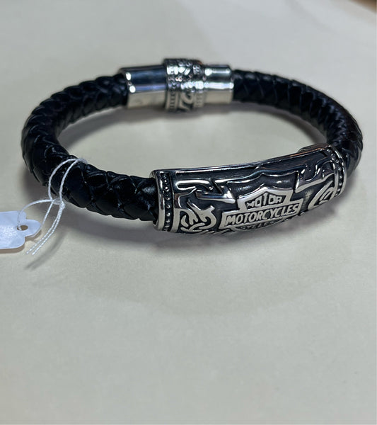 BLACK LEATHER BRACELET WITH SILVER 1 PC