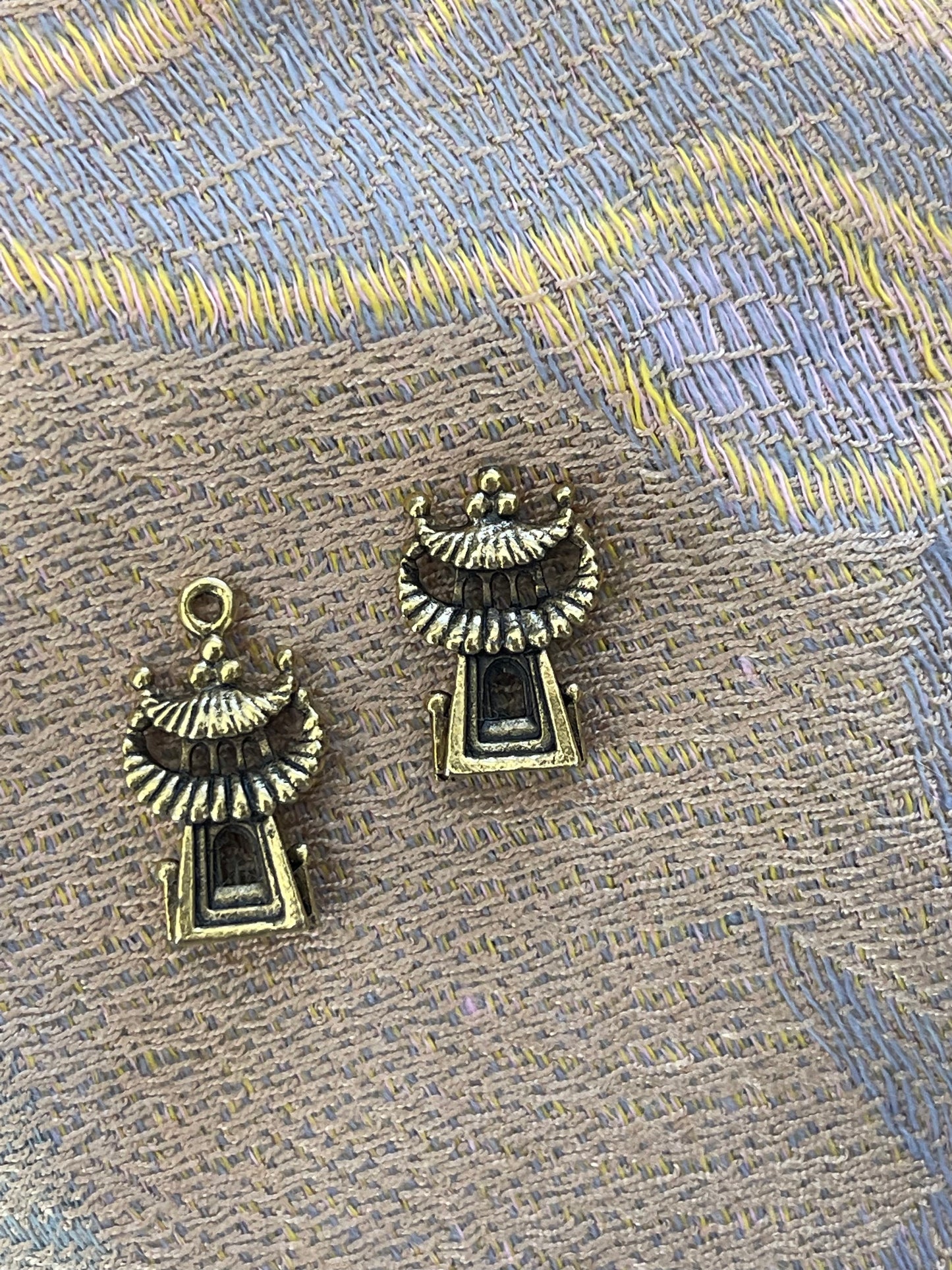 Pendant Chinese pagoda antique gold 2 pc