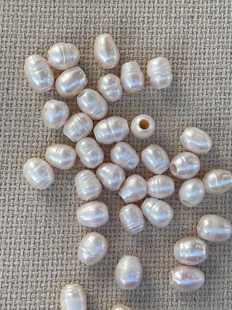 PERLA DE AGUA DULCE SUELTA 4MM BLANCA HOLE 2MM