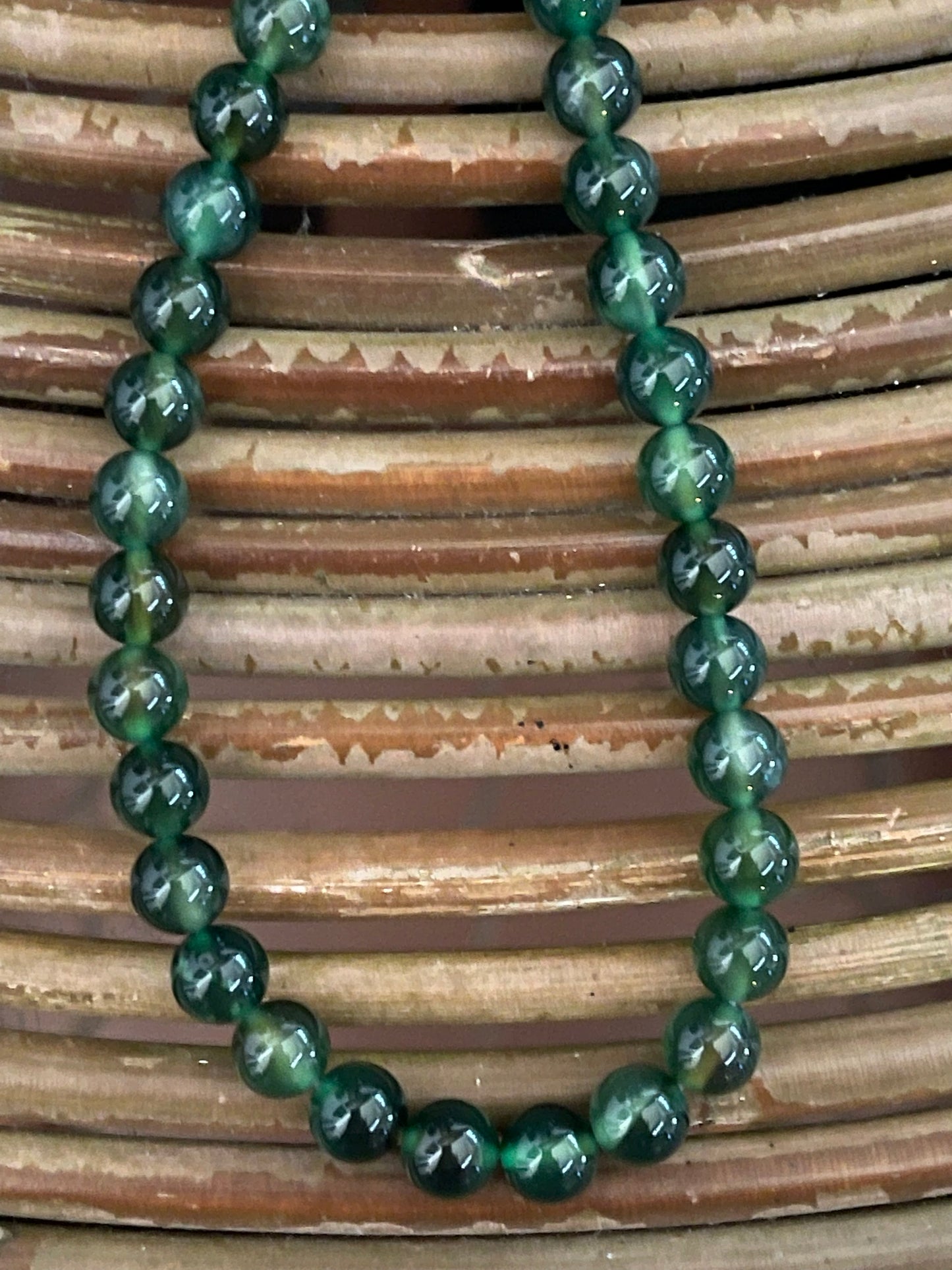 AGATE 8 MM ROUND SMOOTH GREEN ONYX 1 STRAND